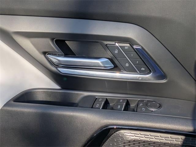 2025 Chevrolet Silverado EV e4WD Crew Cab Max Range RST