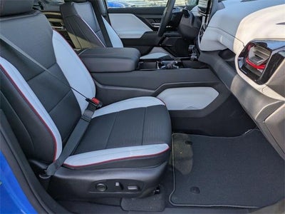 2025 Chevrolet Silverado EV e4WD Crew Cab Max Range RST