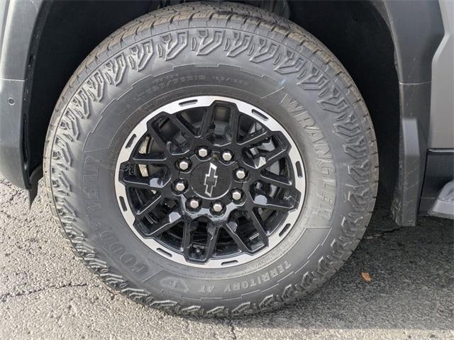 2026 Chevrolet Silverado EV e4WD Crew Cab Extended Range Trail Boss