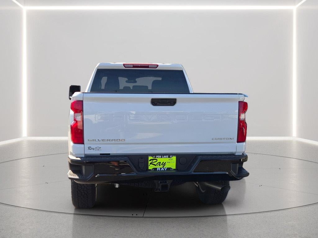 2026 Chevrolet Silverado 2500 HD Crew Cab Standard Box 4-Wheel Drive Custom