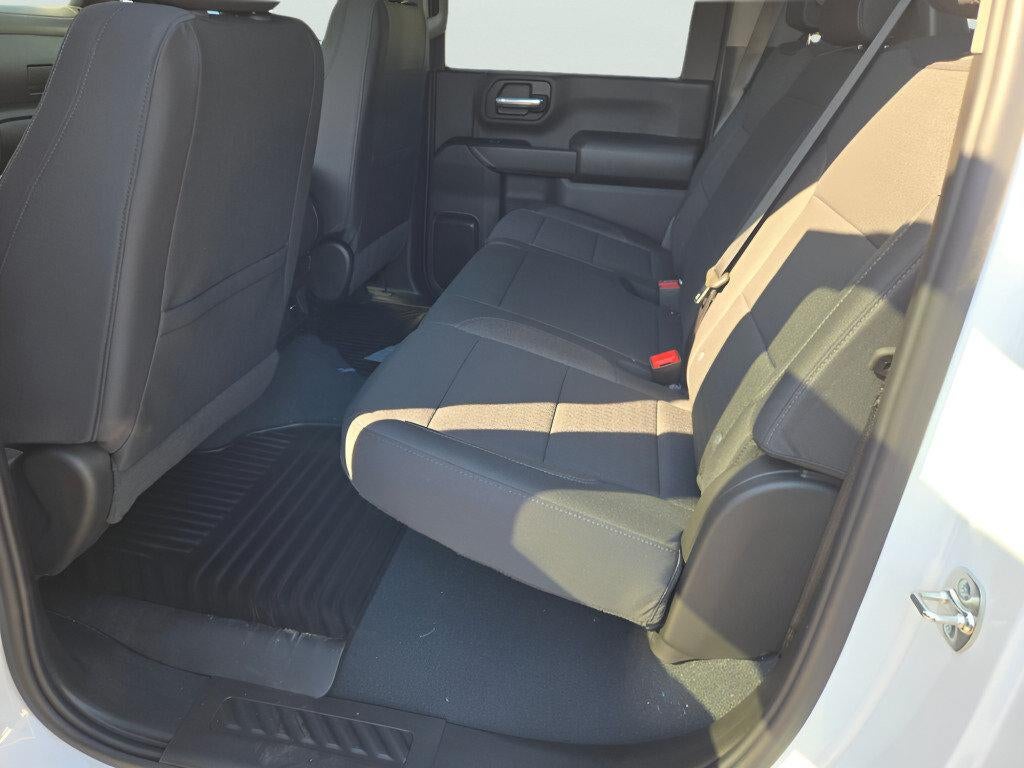 2026 Chevrolet Silverado 2500 HD Crew Cab Standard Box 4-Wheel Drive Custom