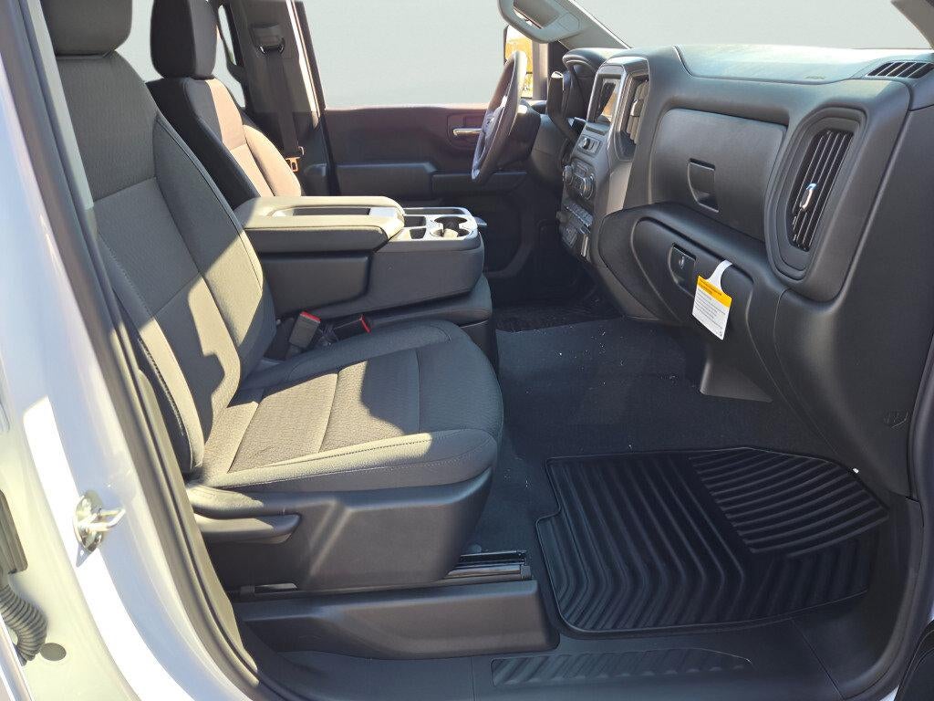 2026 Chevrolet Silverado 2500 HD Crew Cab Standard Box 4-Wheel Drive Custom