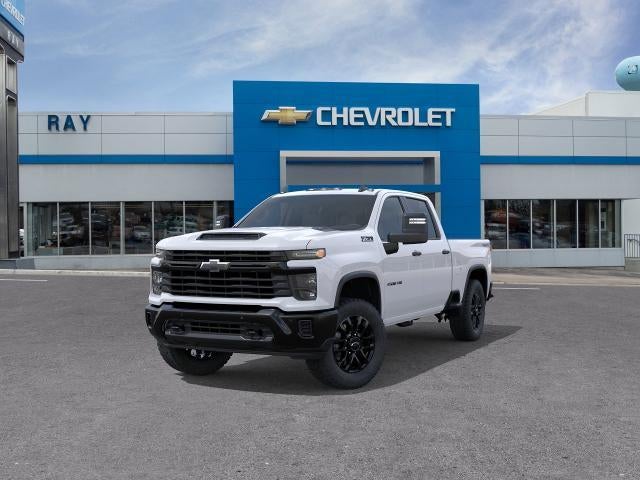 2026 Chevrolet Silverado 2500 HD Crew Cab Standard Box 4-Wheel Drive Custom