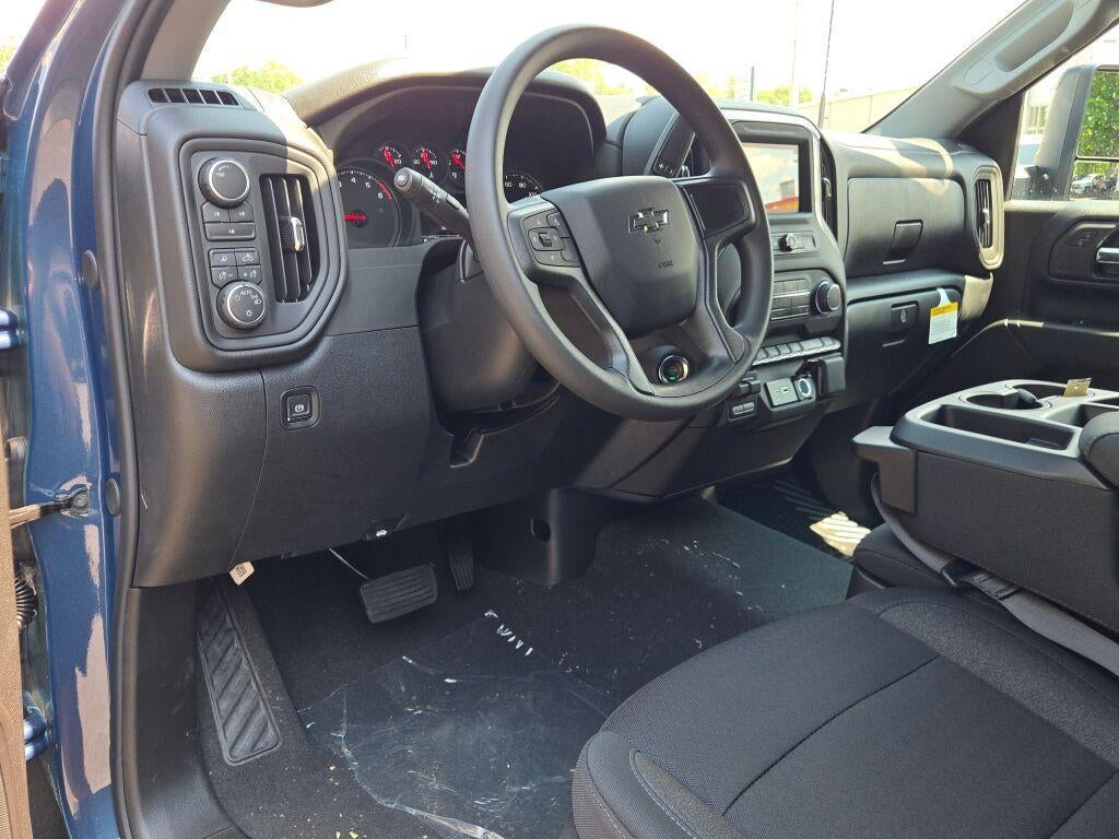 2026 Chevrolet Silverado 2500 HD Crew Cab Standard Box 4-Wheel Drive Custom