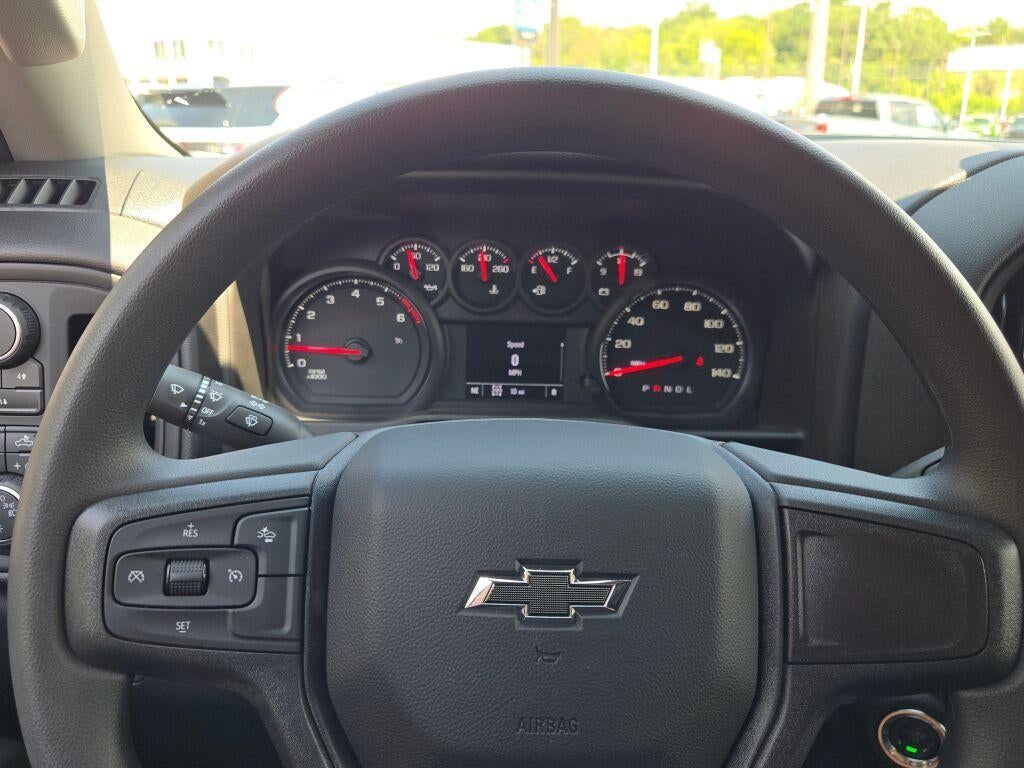 2026 Chevrolet Silverado 2500 HD Crew Cab Standard Box 4-Wheel Drive Custom