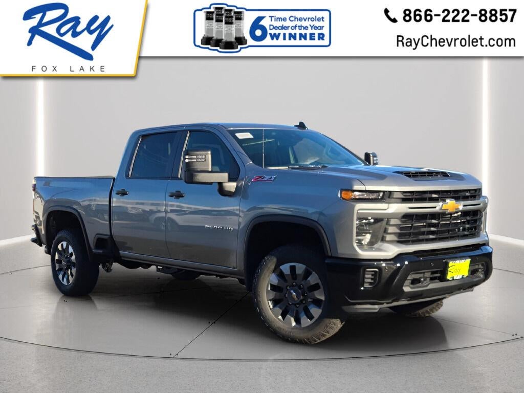 2026 Chevrolet Silverado 2500 HD Crew Cab Standard Box 4-Wheel Drive Custom