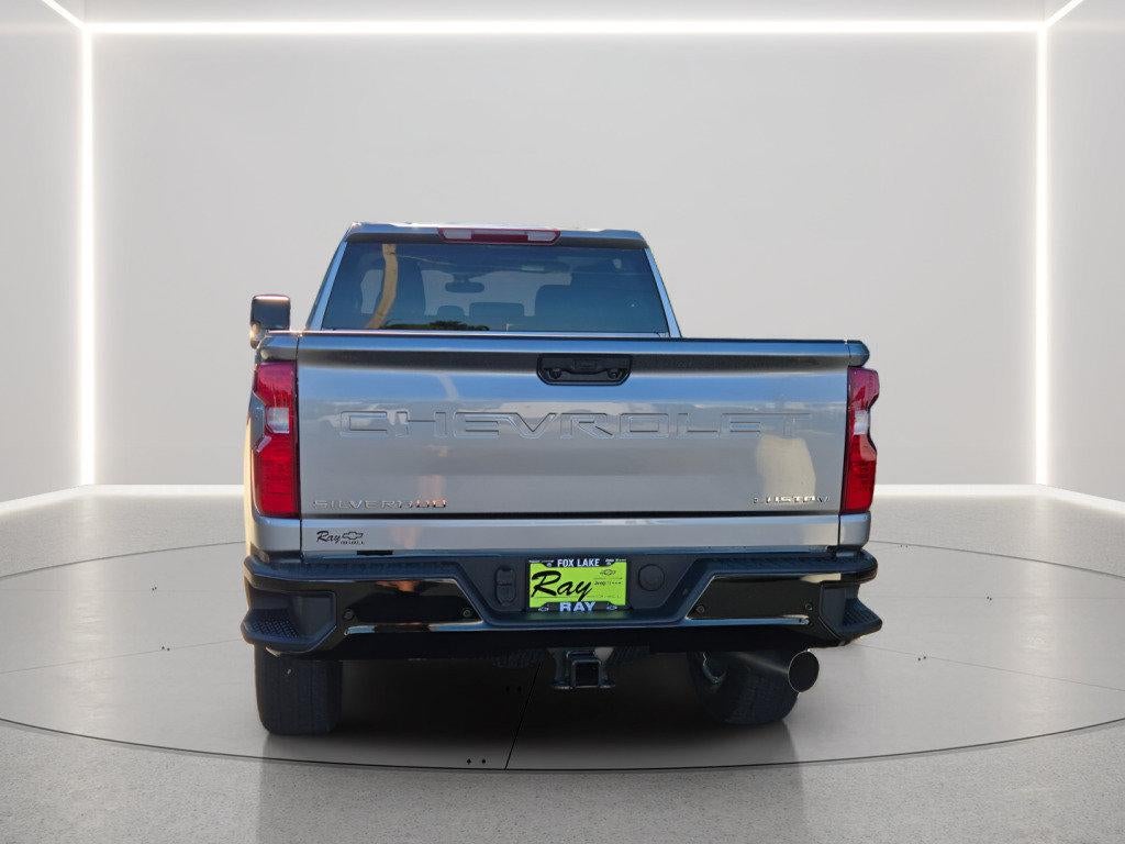 2026 Chevrolet Silverado 2500 HD Crew Cab Standard Box 4-Wheel Drive Custom