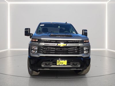 2026 Chevrolet Silverado 2500 HD Crew Cab Standard Box 4-Wheel Drive Custom