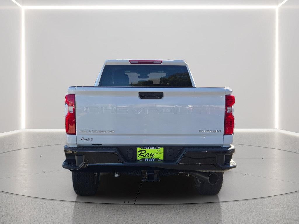 2026 Chevrolet Silverado 2500 HD Crew Cab Standard Box 4-Wheel Drive Custom