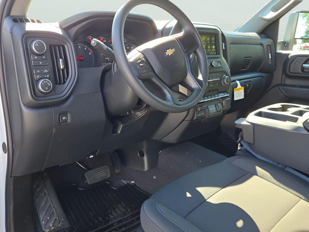 2026 Chevrolet Silverado 2500 HD Crew Cab Standard Box 4-Wheel Drive Custom