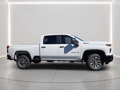 2026 Chevrolet Silverado 2500 HD Crew Cab Standard Box 4-Wheel Drive Custom