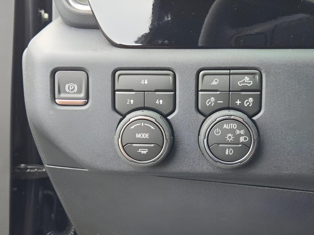 2026 Chevrolet Silverado 2500 HD Crew Cab Standard Box 4-Wheel Drive LT