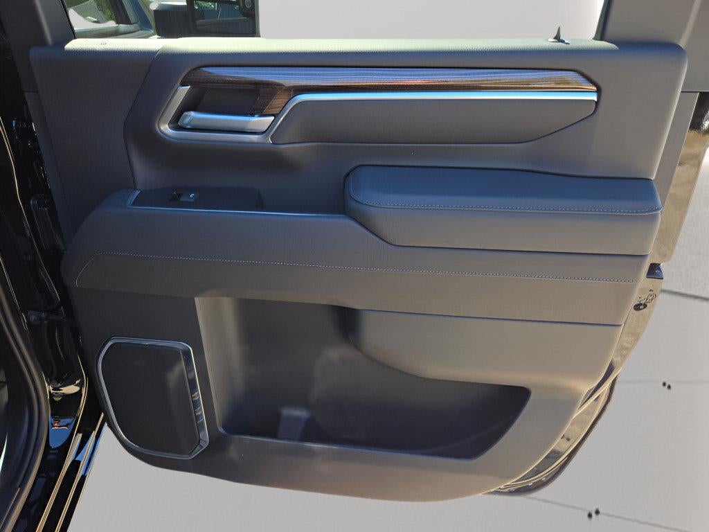 2026 Chevrolet Silverado 2500 HD Crew Cab Standard Box 4-Wheel Drive LT