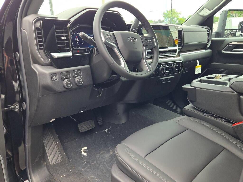 2026 Chevrolet Silverado 2500 HD Crew Cab Standard Box 4-Wheel Drive LT