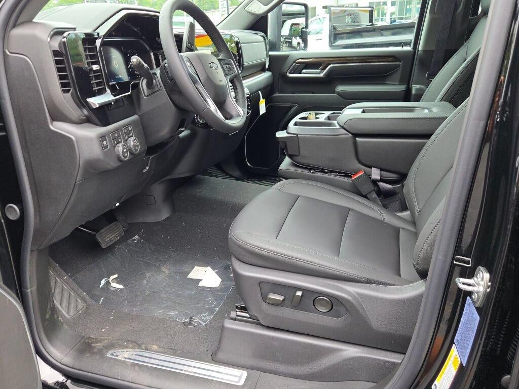 2026 Chevrolet Silverado 2500 HD Crew Cab Standard Box 4-Wheel Drive LT