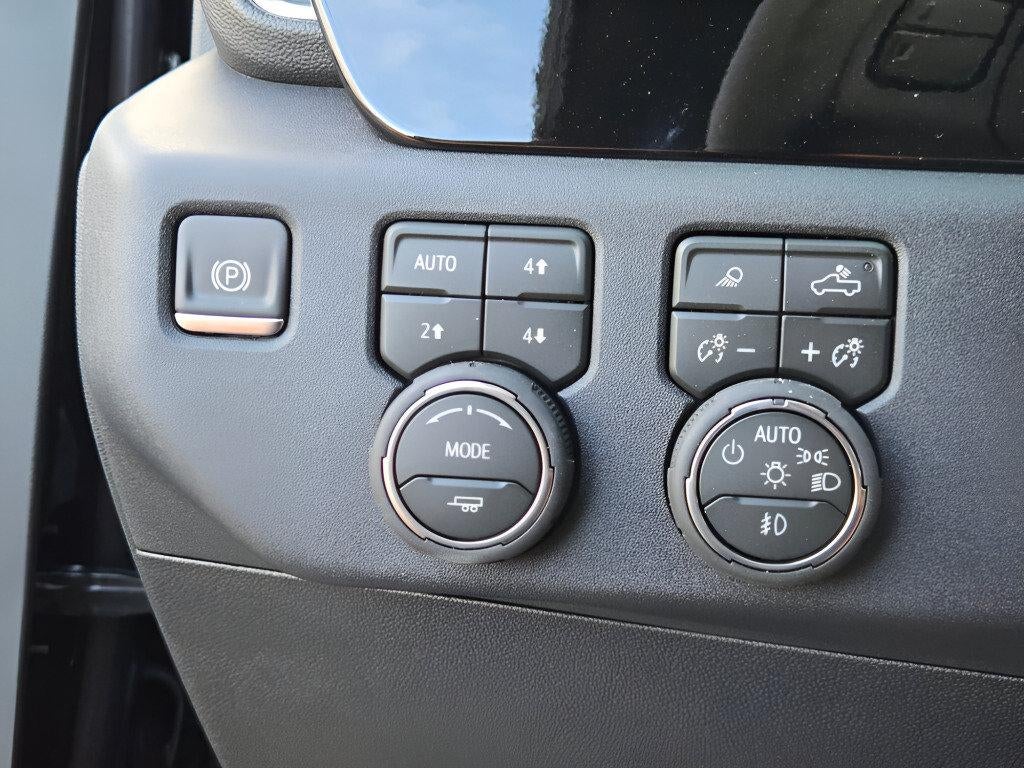 2026 Chevrolet Silverado 2500 HD Crew Cab Standard Box 4-Wheel Drive LTZ