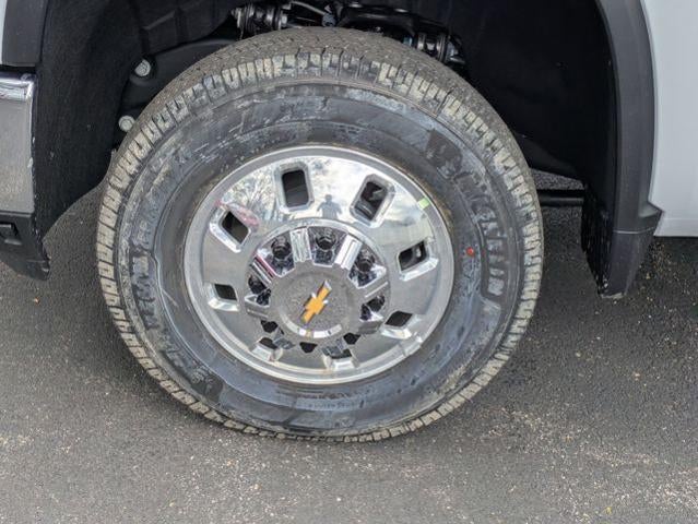 2026 Chevrolet Silverado 3500 HD Crew Cab Long Box 4-Wheel Drive Work Truck