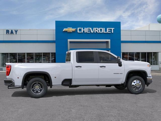 2026 Chevrolet Silverado 3500 HD Crew Cab Long Box 4-Wheel Drive Work Truck