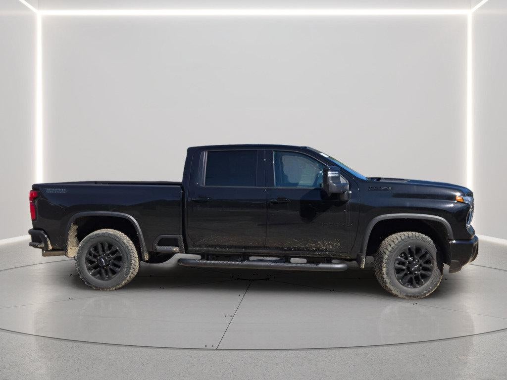 2026 Chevrolet Silverado 3500 HD Crew Cab Standard Box 4-Wheel Drive LTZ