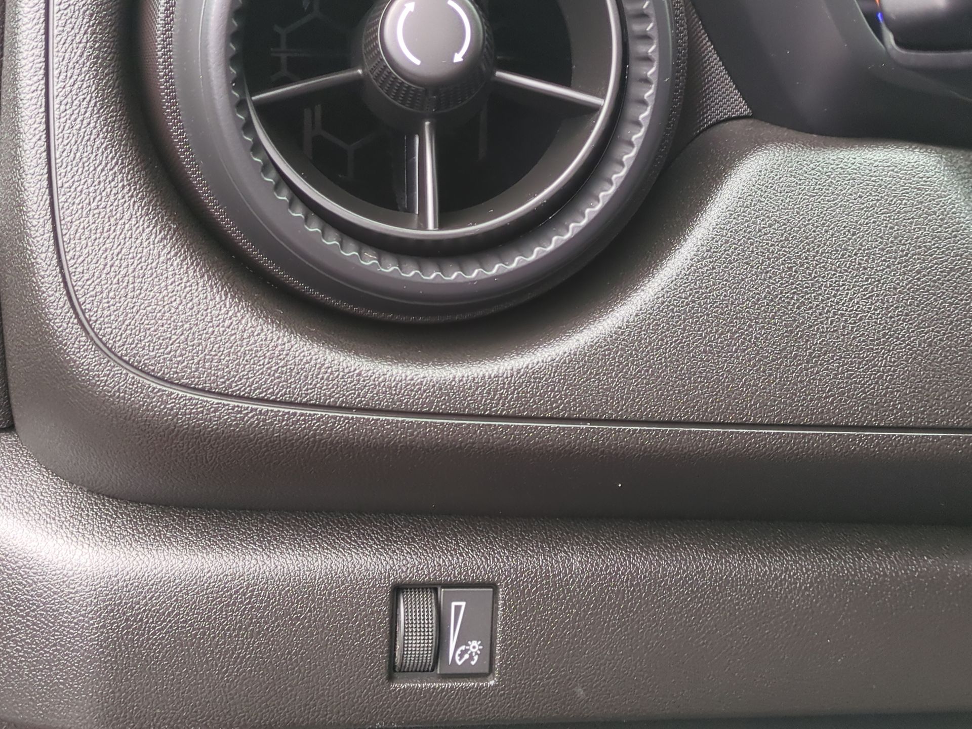 2024 Chevrolet Colorado WT