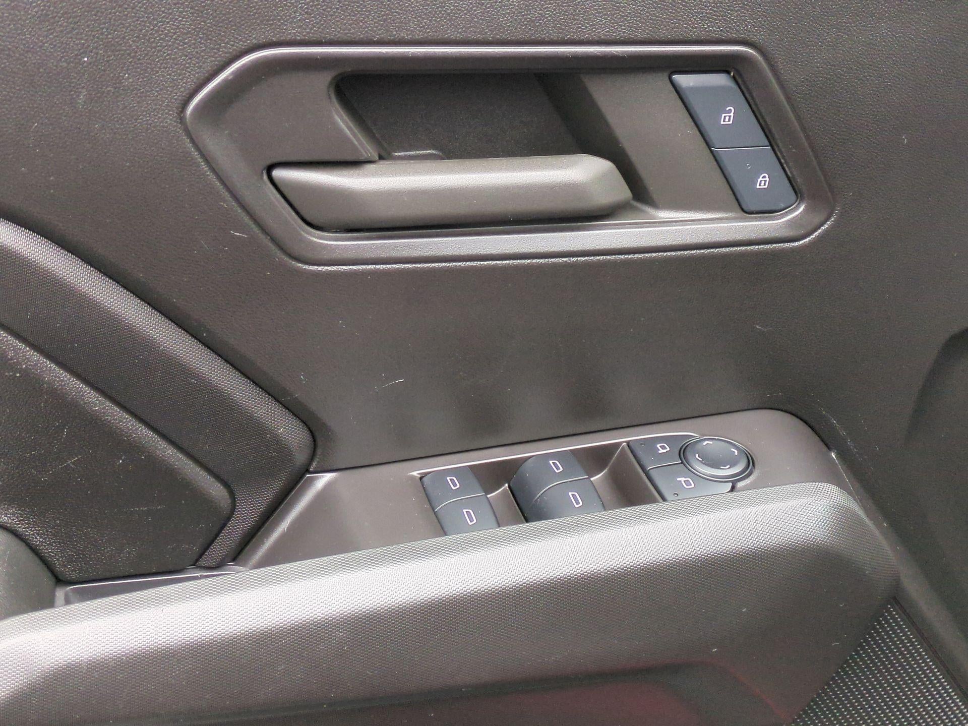 2024 Chevrolet Colorado WT