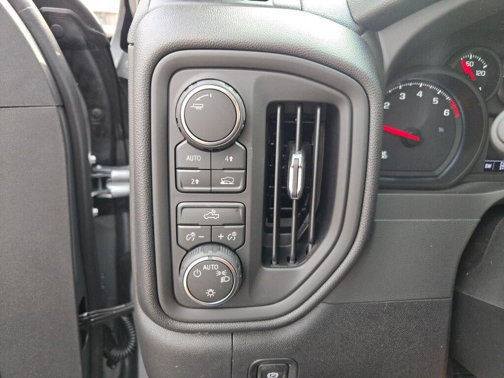 2026 Chevrolet Silverado 1500 Crew Cab Standard Box 4-Wheel Drive Custom