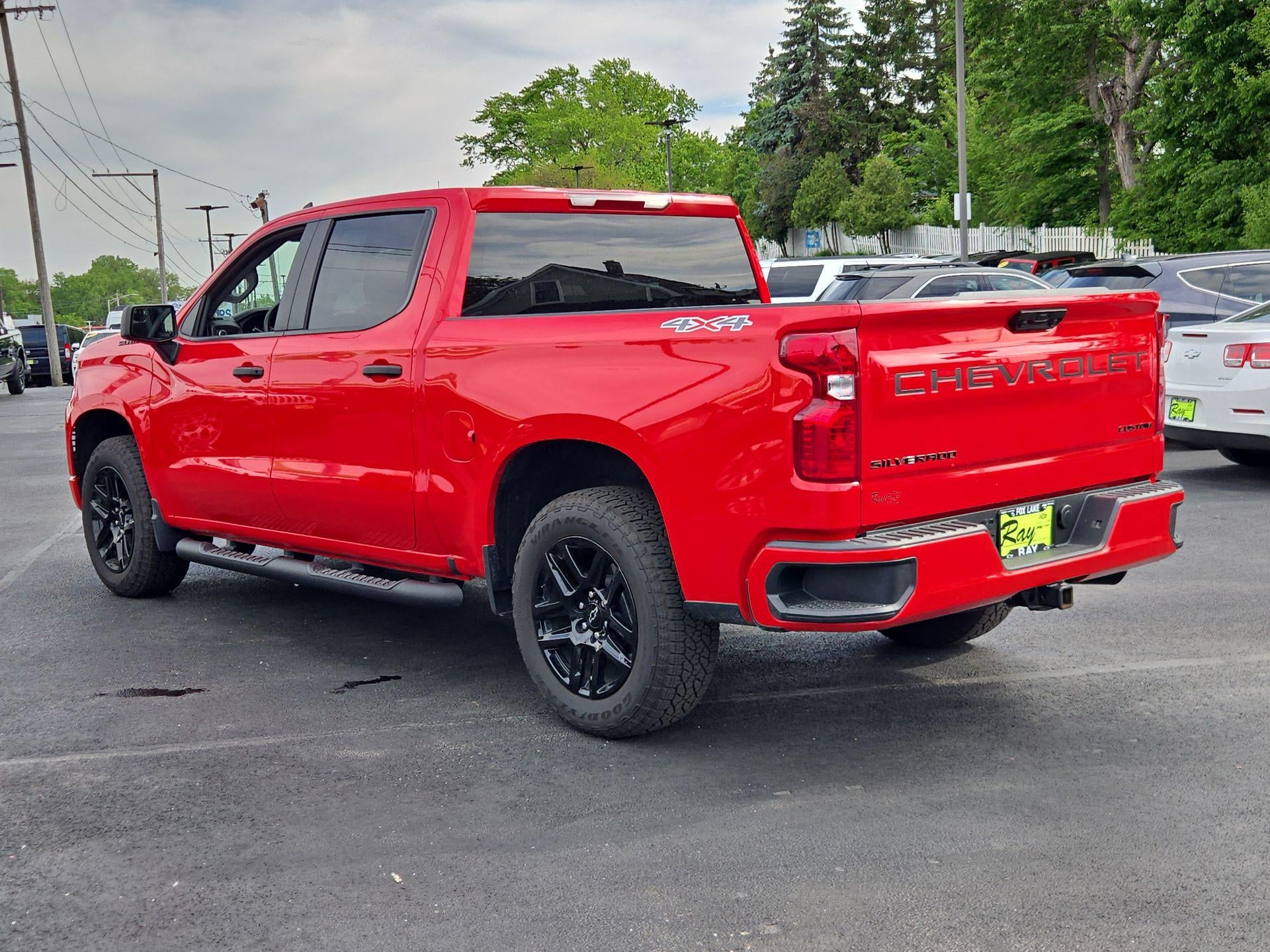 2025 Chevrolet Silverado 1500 Custom