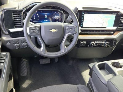 2026 Chevrolet Silverado 1500 Crew Cab Short Box 4-Wheel Drive LT 2FL
