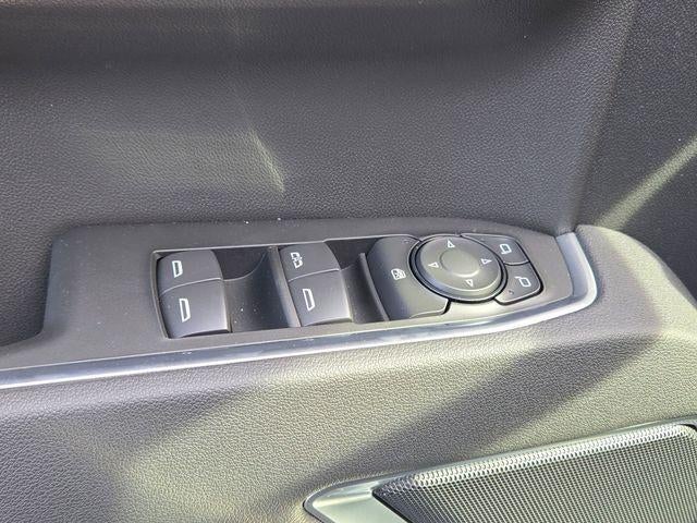 2026 Chevrolet Silverado 1500 Crew Cab Short Box 4-Wheel Drive LT 2FL