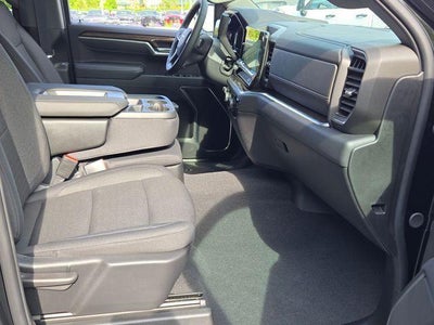 2026 Chevrolet Silverado 1500 Crew Cab Short Box 4-Wheel Drive LT 2FL