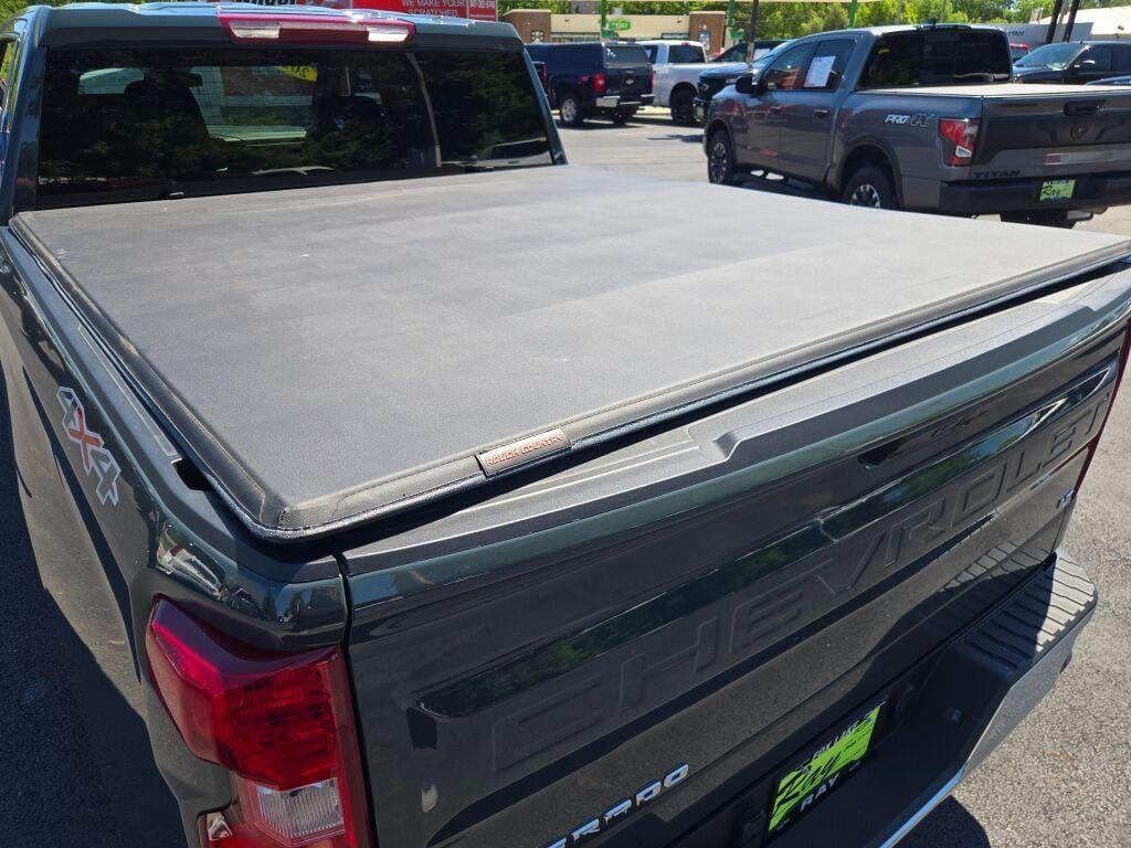2025 Chevrolet Silverado 1500 LT (2FL)