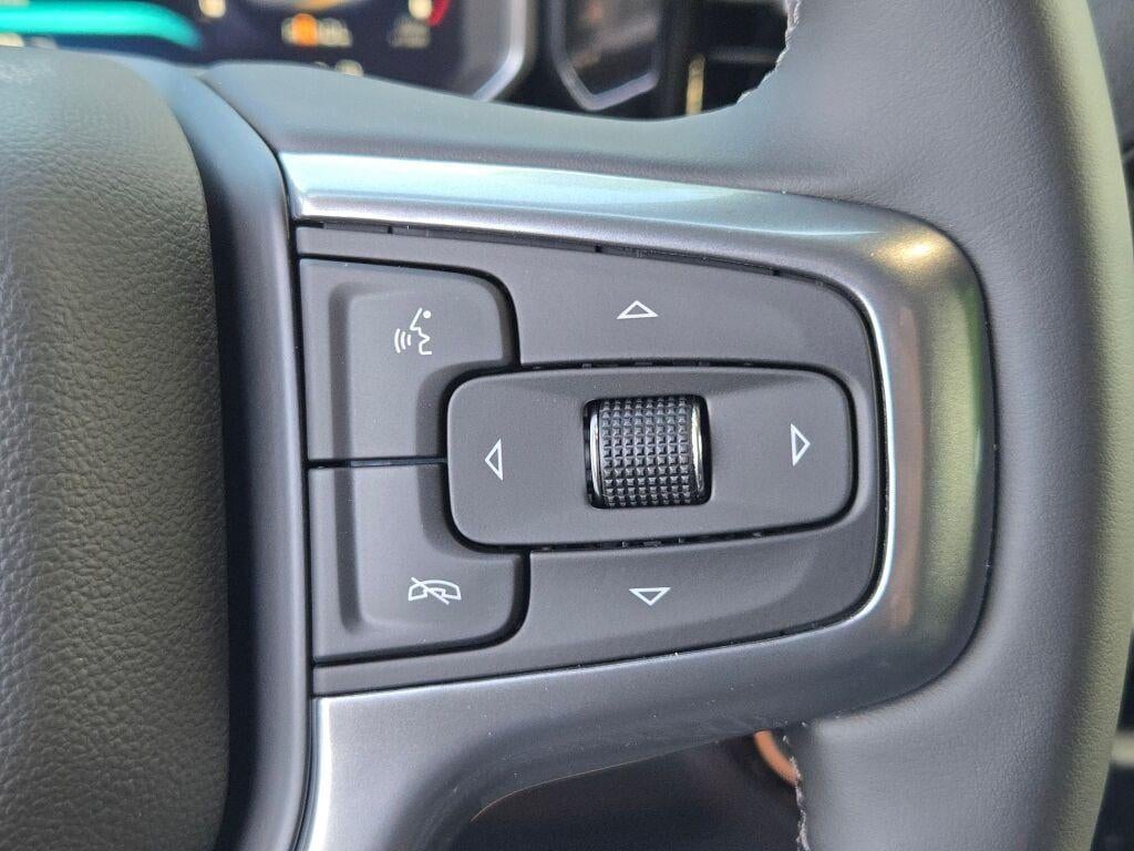 2026 Chevrolet Silverado 1500 Crew Cab Short Box 4-Wheel Drive LT 2FL
