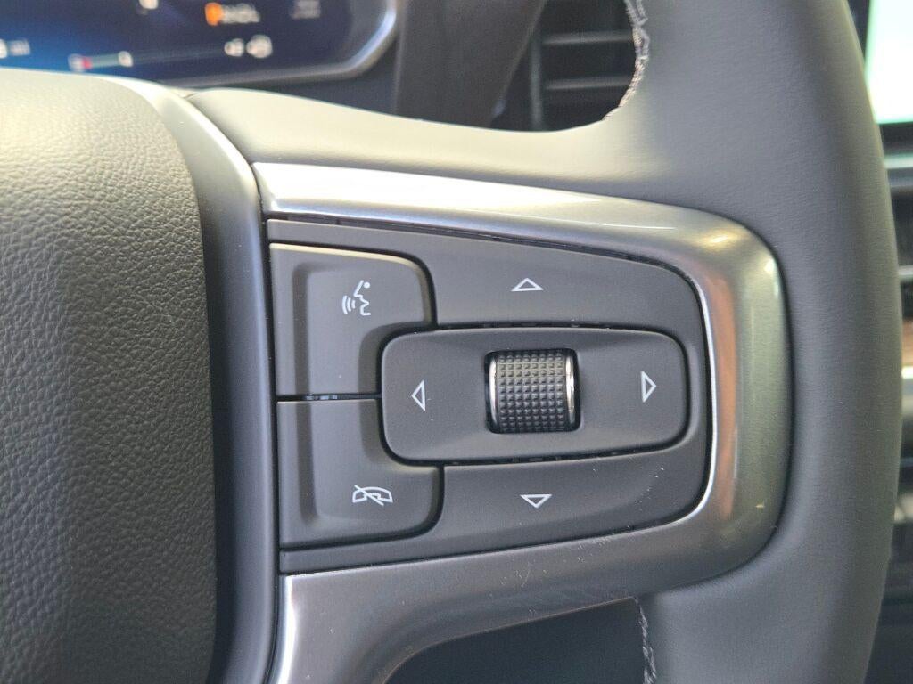 2026 Chevrolet Silverado 1500 Crew Cab Short Box 4-Wheel Drive LT 2FL