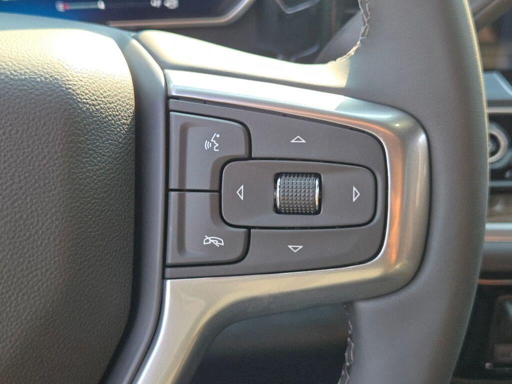 2026 Chevrolet Silverado 1500 Crew Cab Short Box 4-Wheel Drive LT 2FL