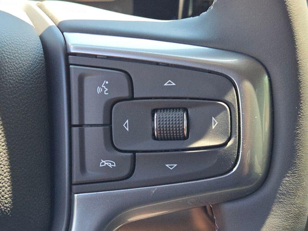 2026 Chevrolet Silverado 1500 Crew Cab Short Box 4-Wheel Drive LT 2FL