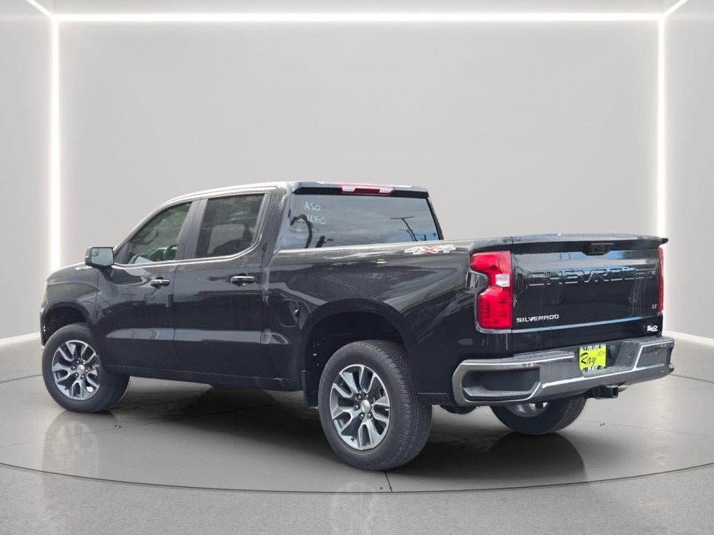 2026 Chevrolet Silverado 1500 Crew Cab Short Box 4-Wheel Drive LT 2FL