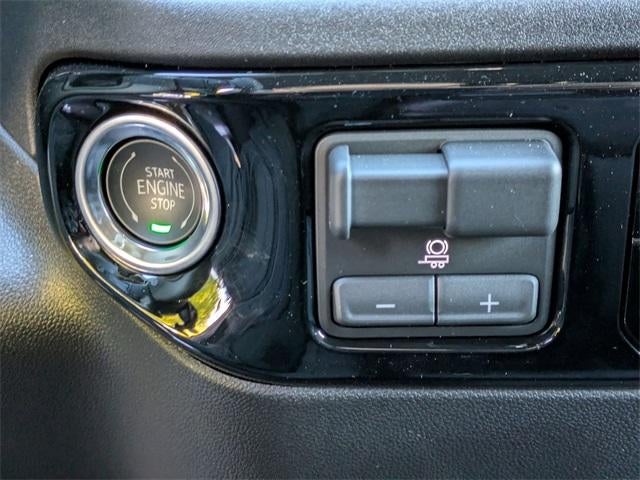 2026 Chevrolet Silverado 1500 Crew Cab Short Box 4-Wheel Drive LT 2FL