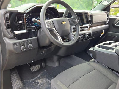 2026 Chevrolet Silverado 1500 Crew Cab Short Box 4-Wheel Drive LT 2FL