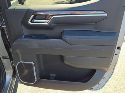 2026 Chevrolet Silverado 1500 Crew Cab Short Box 4-Wheel Drive LT 2FL