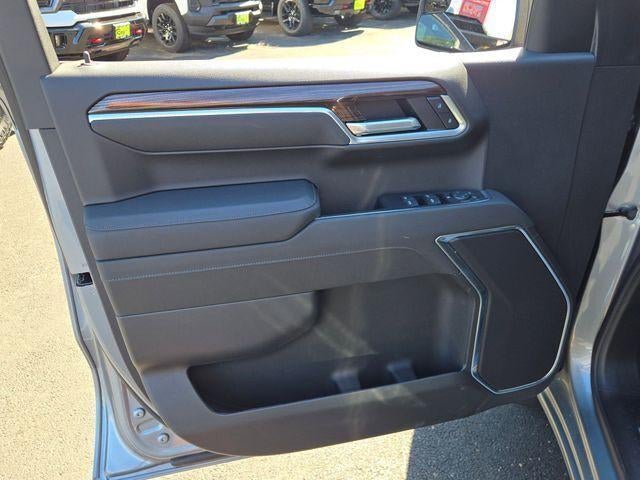 2026 Chevrolet Silverado 1500 Crew Cab Short Box 4-Wheel Drive LT 2FL