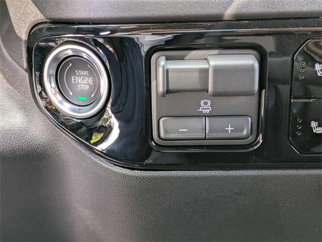 2026 Chevrolet Silverado 1500 Crew Cab Short Box 4-Wheel Drive LT 2FL