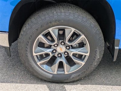 2026 Chevrolet Silverado 1500 Crew Cab Short Box 4-Wheel Drive LT 2FL