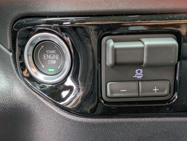 2026 Chevrolet Silverado 1500 Crew Cab Short Box 4-Wheel Drive LT 2FL