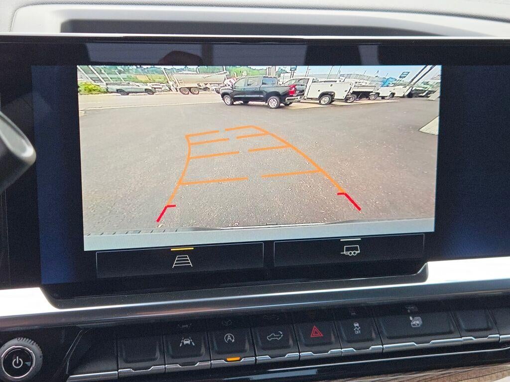2026 Chevrolet Silverado 1500 Crew Cab Short Box 4-Wheel Drive LT 2FL