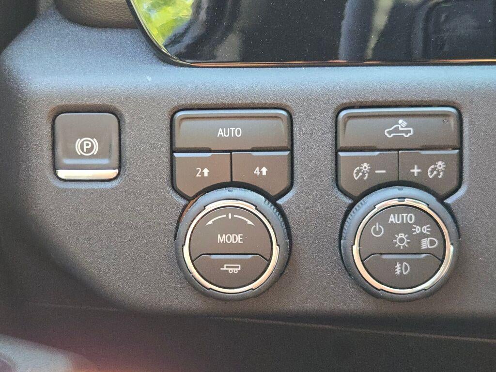 2026 Chevrolet Silverado 1500 Crew Cab Short Box 4-Wheel Drive RST
