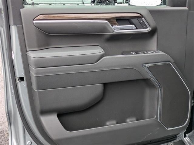 2026 Chevrolet Silverado 1500 Crew Cab Short Box 4-Wheel Drive RST