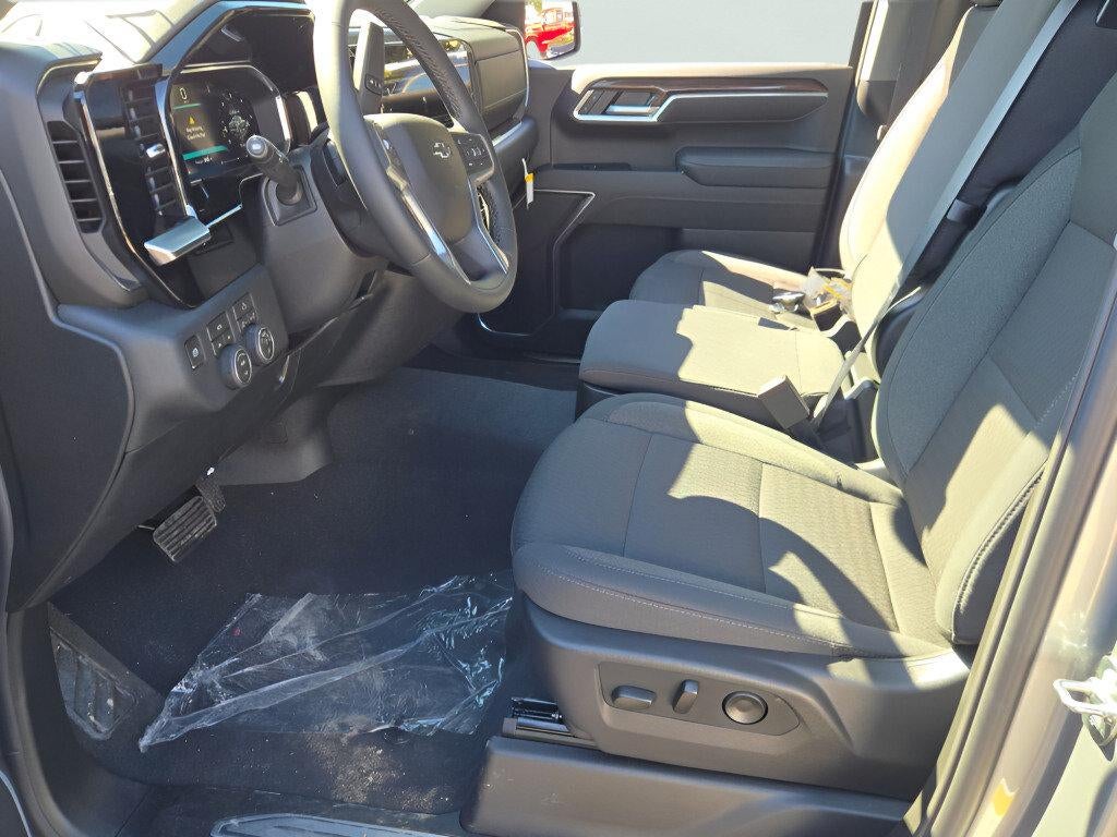 2026 Chevrolet Silverado 1500 Crew Cab Short Box 4-Wheel Drive RST