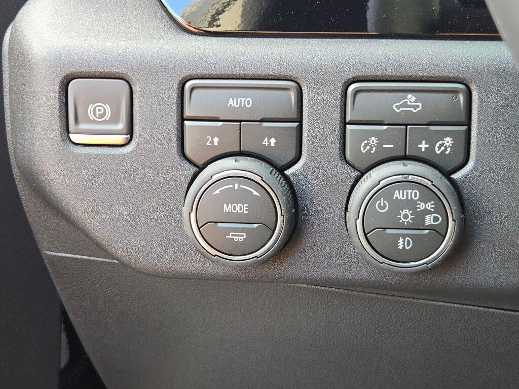 2026 Chevrolet Silverado 1500 Crew Cab Short Box 4-Wheel Drive RST
