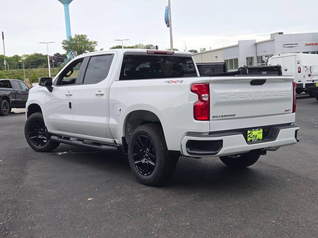 2026 Chevrolet Silverado 1500 Crew Cab Short Box 4-Wheel Drive RST