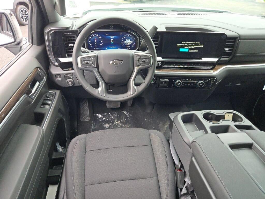 2026 Chevrolet Silverado 1500 Crew Cab Short Box 4-Wheel Drive RST